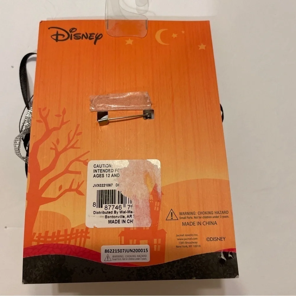 Disney Mickey Mouse Pumpkin Light Up Pin NEW